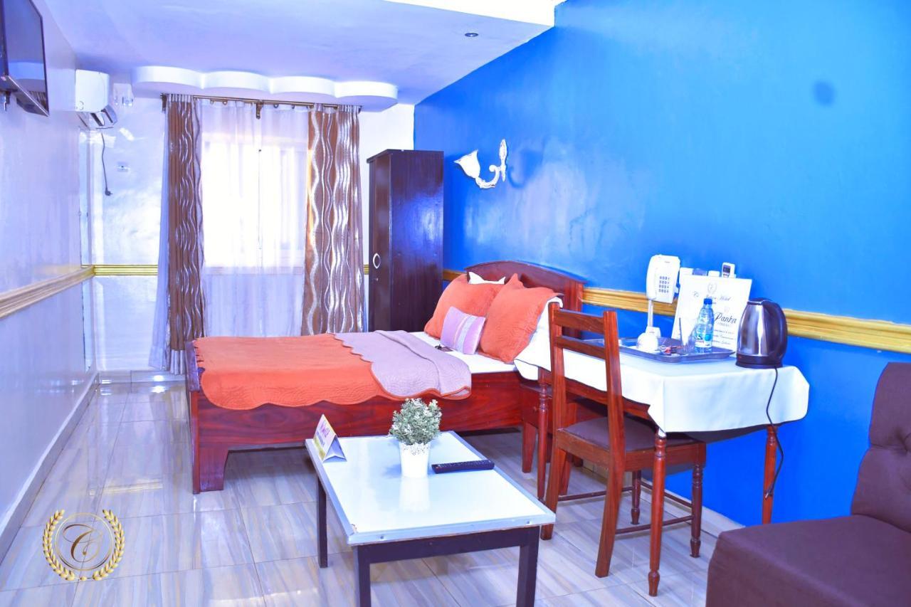 Hotel Restaurant Constellation Dschang Exterior photo